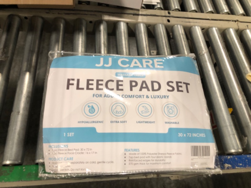 Photo 2 of [PREMIUM] Massage Table Fleece Pad Set