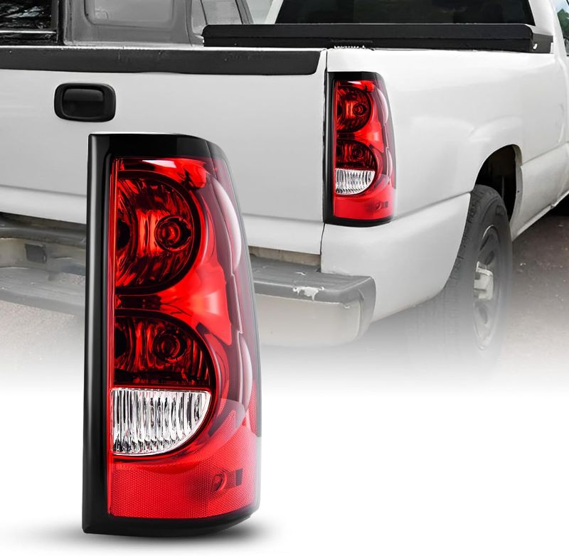 Photo 1 of AUTOONE - For 2003 2004 2005 2006 Chevy Silverado Tail Light Assembly Factory OEM Taillights Compatible with Chevrolet Silverado 1500/ 2500HD/ 3500, Passenger Side(RH)