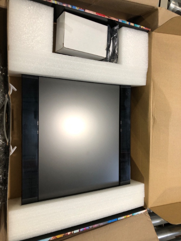 Photo 1 of Aluratek 15-in. Digital Photo Frame