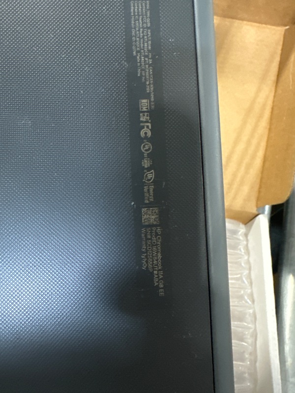 Photo 1 of HP Chromebook 11A G8 Education Edition AMD A4-9120C 4GB DDR4-1866 SDRAM, 32GB eMMC 11.6-inch WLED HD Webcam Chrome OS (Renewed)***Damage to bottom right corner of the screen***