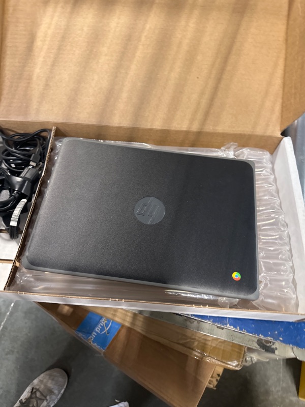Photo 1 of HP Chromebook 11A G8 Education Edition AMD A4-9120C 4GB DDR4-1866 SDRAM, 32GB eMMC 11.6-inch WLED HD Webcam Chrome OS (Renewed)***Damage to bottom right corner of the screen***