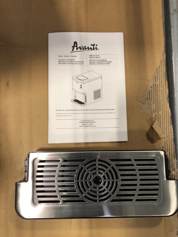 Photo 3 of ***NEW***Avanti Elite Series Countertop Nugget Ice Maker and Dispenser, 33 lbs, in Stainless Steel (NIMD3313S-IS)