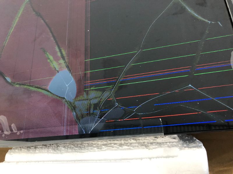 Photo 3 of ****SCREEN BROKEN//SOLD AS PARTS ALL SALES FINAL**** ****SCREEN BROKEN//SOLD AS PARTS ALL SALES FINAL********SCREEN BROKEN//SOLD AS PARTS ALL SALES FINAL****TCL 55" Class 4-Series 4K UHD HDR Smart Roku TV(Wi-Fi, RF, USB, Ethernet, HDMI) - 55S455 55-inch