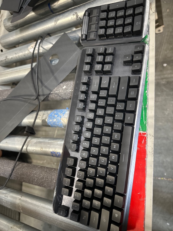 Photo 10 of ASUS ROG Claymore II 100% / 80% TKL Wireless RGB Modular Gaming Keyboard, ROG RX Red Switches, PBT Doubleshot Keycaps, Detachable Numpad, Wrist Rest, Media Controls, USB Passthrough - Black PBT