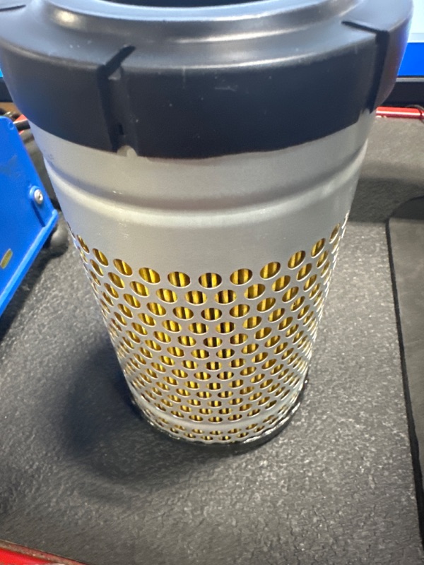 Photo 1 of Air Filter 6C060-99410 6A100-82630 for Kubota B1410 B1610 B1700 B2100 B2400 B2400 B2410 B2630 B2710 B2910 B3030 B7300 B7400 B7410 B7500 B7510 B7610 B7800 Lawn Mower