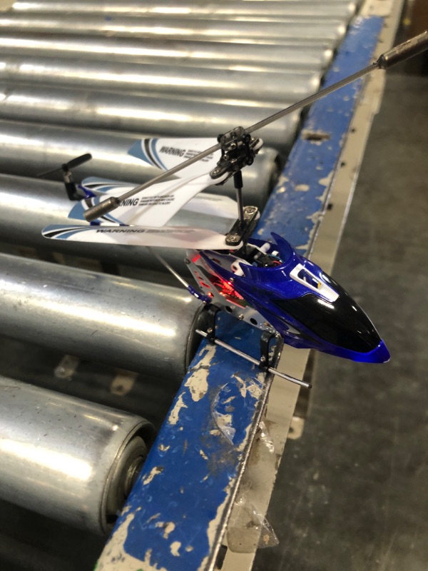 Photo 3 of Cheerwing S107/S107G Phantom 3CH 3.5 Channel Mini RC Helicopter with Gyro Blue