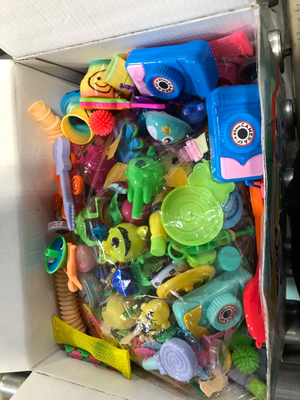 Photo 1 of 1120+PCS Party Favors for Kids,Fidget Toys Packs, Assorted Small Toys for Pinata Fillers Carnival Prizes,Goodie Bags Stuffers School Classroom Prizes Toys Bulk,Treasure Box Birthday Gifts party favor-A