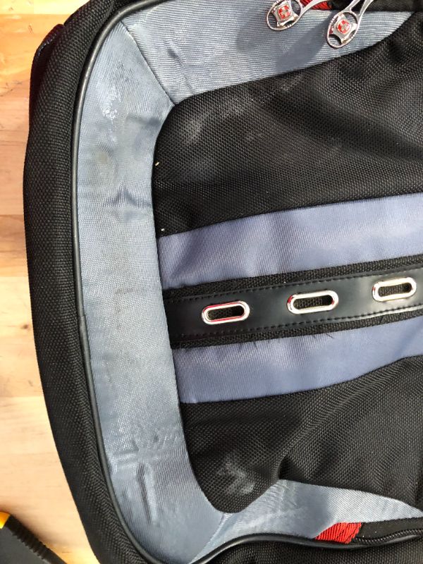 Photo 3 of PEGASUS from SwissGear by Wenger Computer Backpack Black/Blue/Red