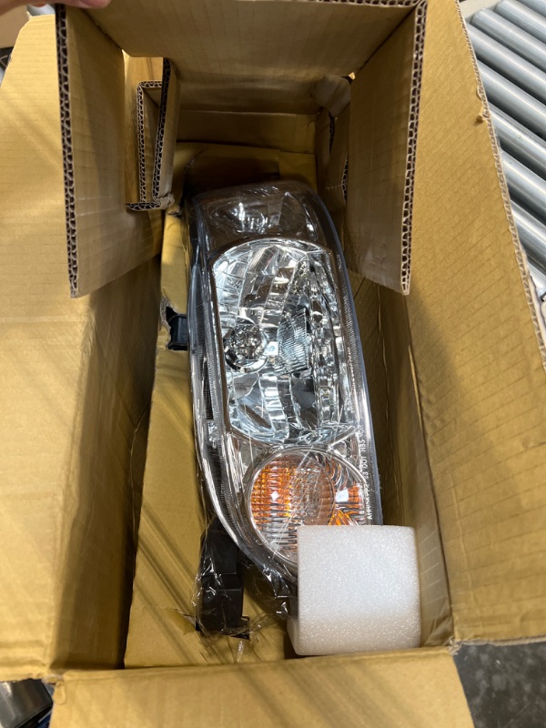 Photo 3 of Dorman 1590830 Driver Side Headlight Assembly Compatible with Select Nissan Models