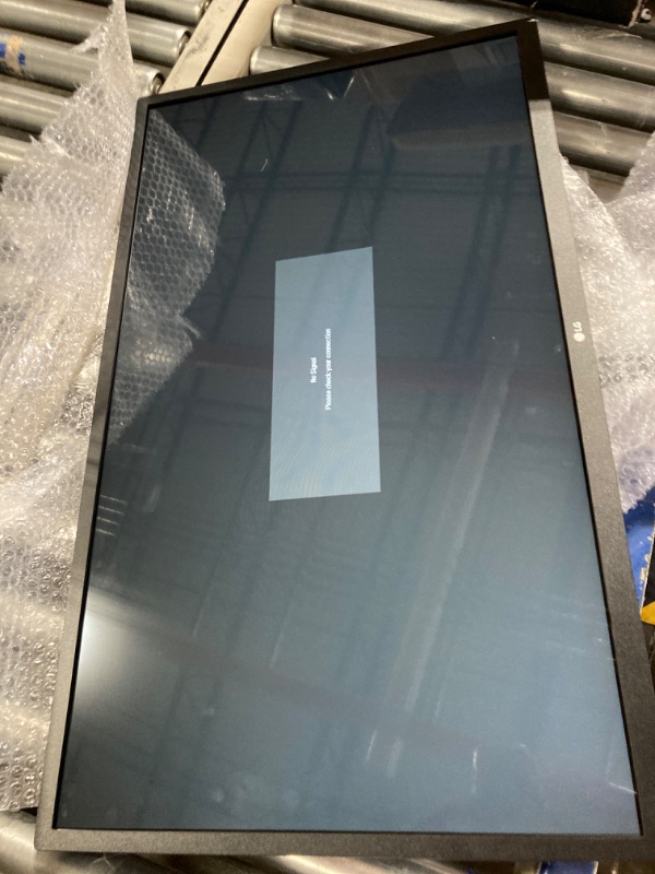 Photo 1 of LG FHD 28-Inch Computer Monitor 32ML600M-B, IPS with HDR 10 Compatibility, Black
***Used, but in good condition and functional*** 