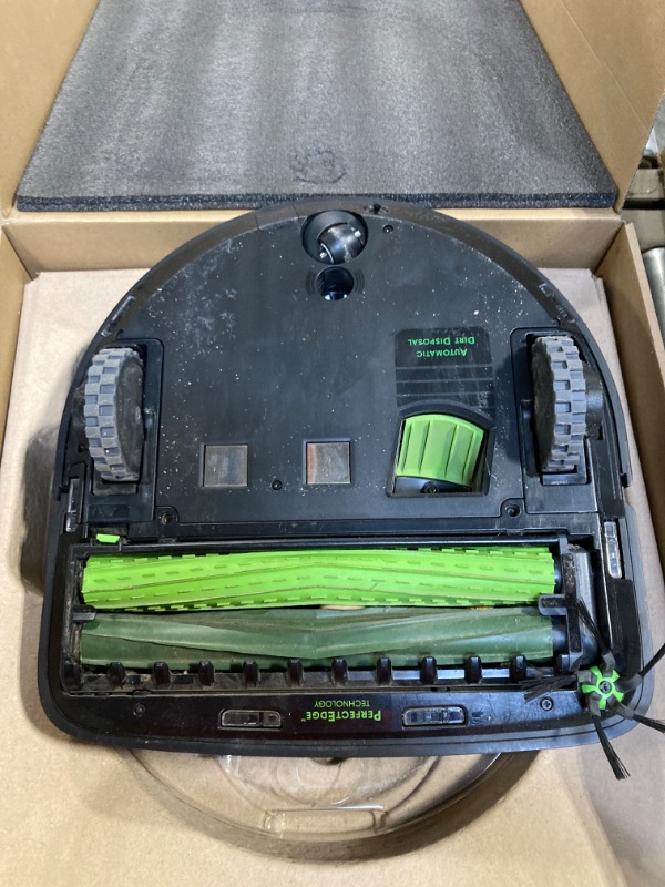 Photo 4 of ***Used, but in fair condition (dirty) and functional (unable to test the vacuum, docking station is functional)****iRobot Roomba s9+ (9550) Robot Vacuum with Automatic Dirt Disposal- Empties itself, Wi-Fi Connected, Smart Mapping, Powerful Suction, Corne