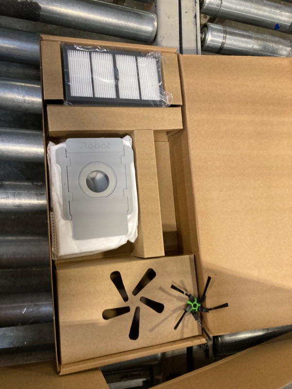 Photo 8 of ***Used, but in fair condition (dirty) and functional (unable to test the vacuum, docking station is functional)****iRobot Roomba s9+ (9550) Robot Vacuum with Automatic Dirt Disposal- Empties itself, Wi-Fi Connected, Smart Mapping, Powerful Suction, Corne