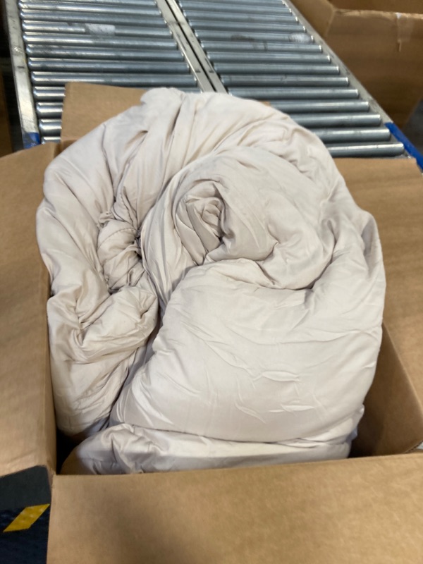 Photo 3 of **NEEDS CLEANED** **USED** BEDSURE King Size Comforter Set - Bedding Set King 7 Pieces, Pintuck Bed in a Bag Beige Bed Set with Comforters, Sheets & Skirt, Pillowcases & Shams King Beige