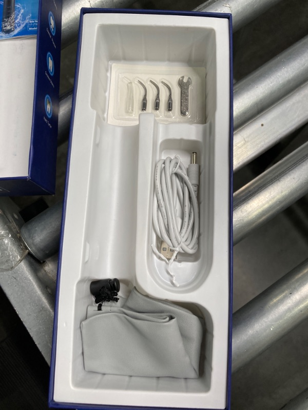 Photo 1 of Cutelove electric dental scaler