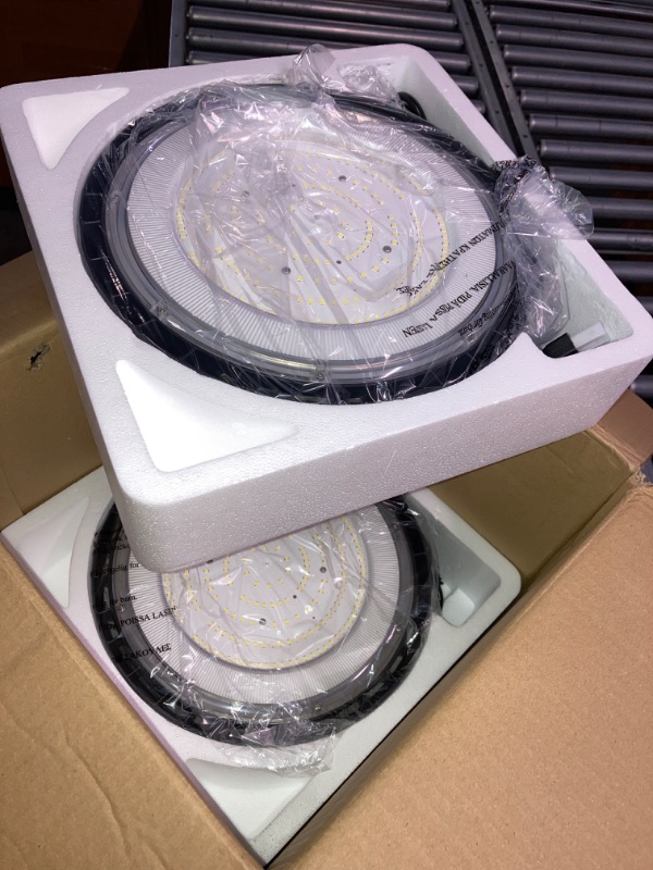 Photo 5 of Glitgate LED High Bay Light 150W, 21000lm 5000K UFO High Bay Lights(600W MH/HPS Equiv.) LED Warehouse Lights with 5ft Cable US Plug for Garage Shop Barn, 4 Pack