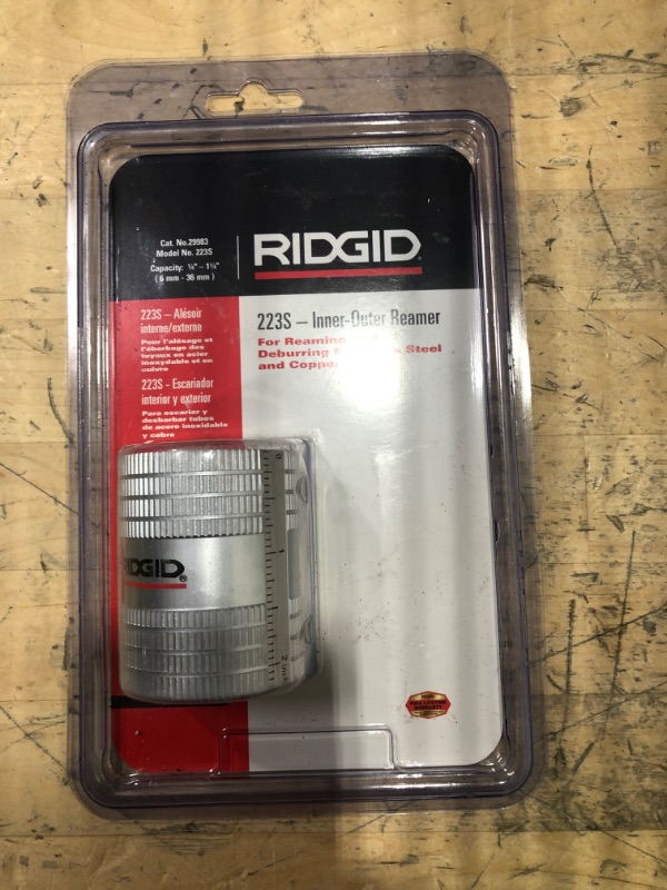 Photo 2 of RIDGID 29983 Model 223S 1/4" to 1-1/4" Inner/Outer Copper and Stainless Steel Tubing and Pipe Reamer