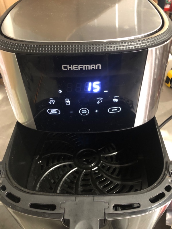 Photo 3 of * used * see all images *
Chefman TurboFry® Touch Air Fryer, XL 8-Qt Family Size, One-Touch Digital Control Presets