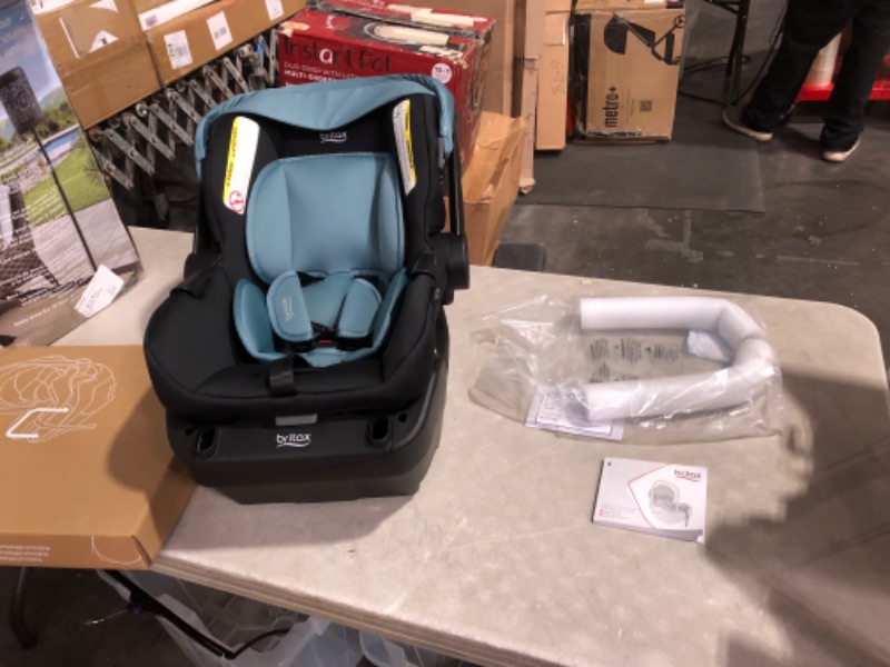 Photo 2 of ***USED***
Britax Willow S Infant Car Seat with Alpine Base, ClickTight Technology, Rear Facing Car Seat with RightSize System, Jade Onyx