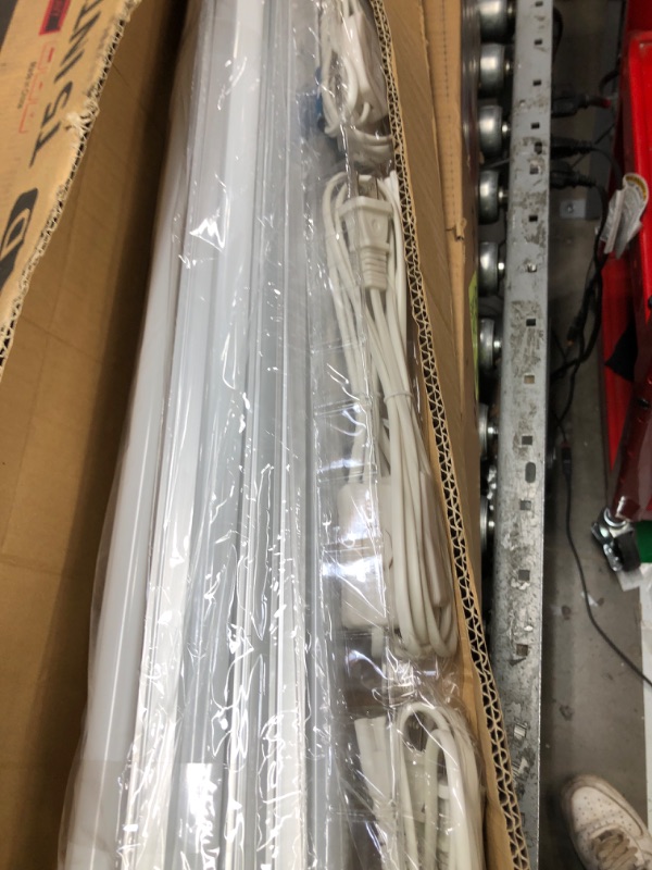 Photo 2 of (6 Pack) Barrina LED T5 Integrated Single Fixture, 4FT, 2200lm, 6500K (Super Bright White), 20W, Utility LED Shop Light, Ceiling and Under Cabinet Light, Corded Electric with ON/OFF Switch, ETL Listed 6-pack (6-power Cords)
