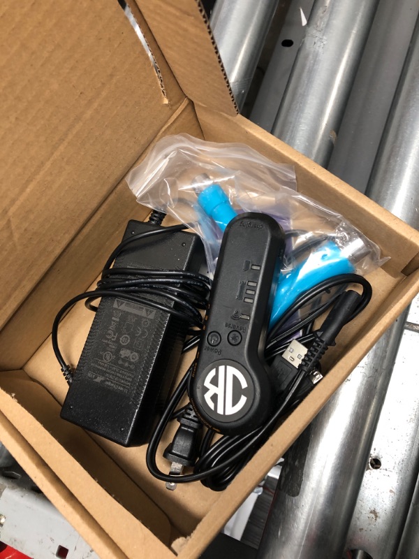 Photo 1 of ***SEE NOTE*** Electric Skateboard Electric Longboard with Remote Control Electric Skateboard,350W Hub-Motor,12.4 MPH Top Speed,5.2 Miles Range,3 Speeds Adjustment,12 Months Warranty H2S