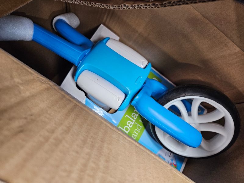 Photo 2 of ***DAMAGED - SEAT BROKEN - SEE PICTURES***
Chillafish Bunzi Gradual Balance Bike and Tricycle, 2-in-1 Ride on Toy for 1-3 Years Old, Silent Non-Marking Wheels, Blue, Large