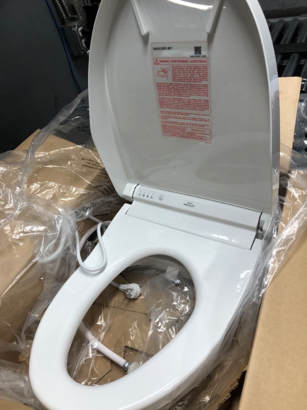 Photo 2 of (READ FULL POST) TOTO SW3036R#01 WASHLET K300 Electronic Bidet Toilet Seat, Cotton White Cotton White Self Cleaning Wand with EWATER