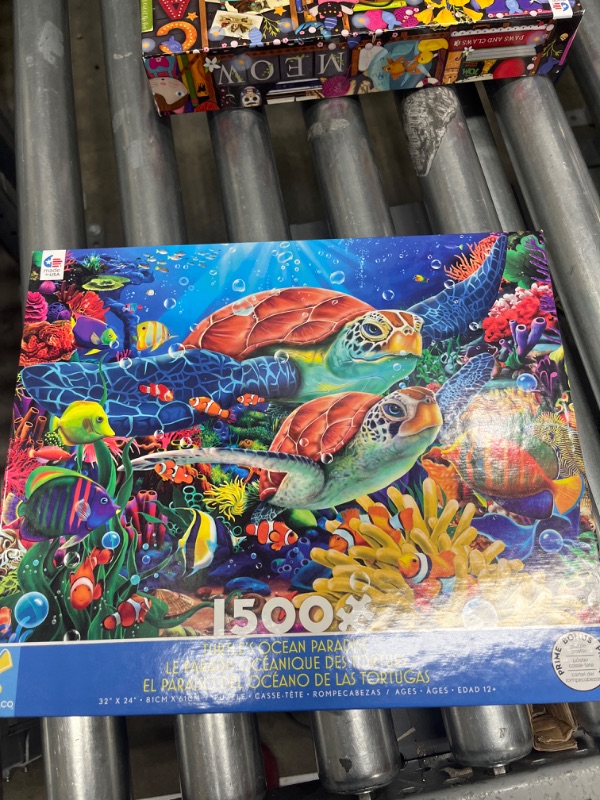 Photo 2 of Ceaco - Ocean Collection - Turtles - 1500 Piece Jigsaw Puzzle