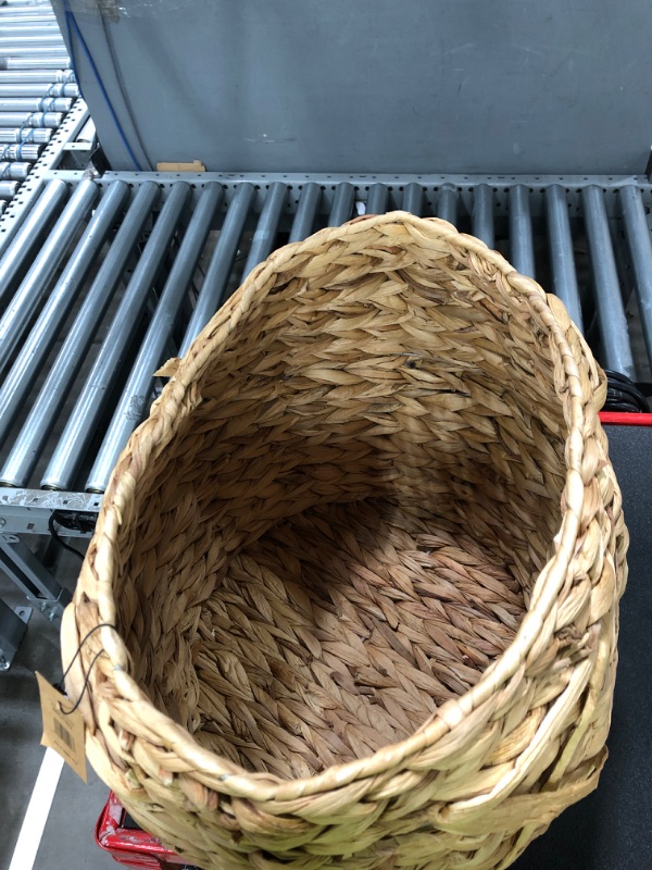 Photo 5 of 12 in. x 16 in. Water Hyacinth Round Basket