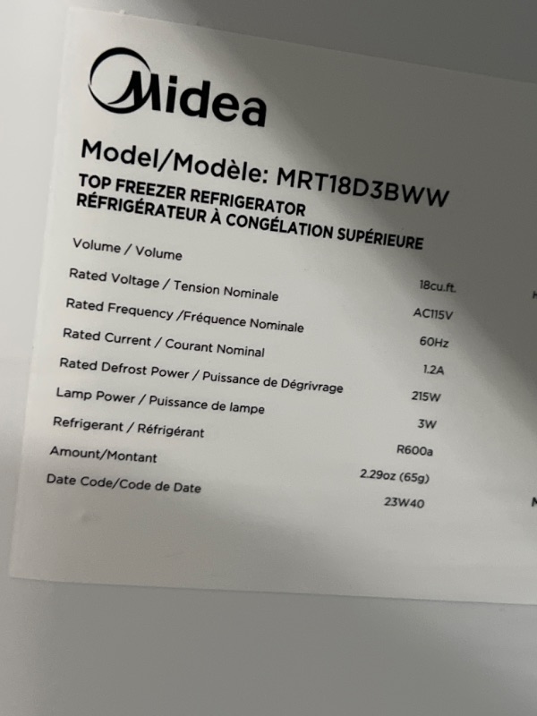 Photo 2 of Midea 18.1-cu ft Garage Ready Top-Freezer Refrigerator (White) ENERGY STAR
