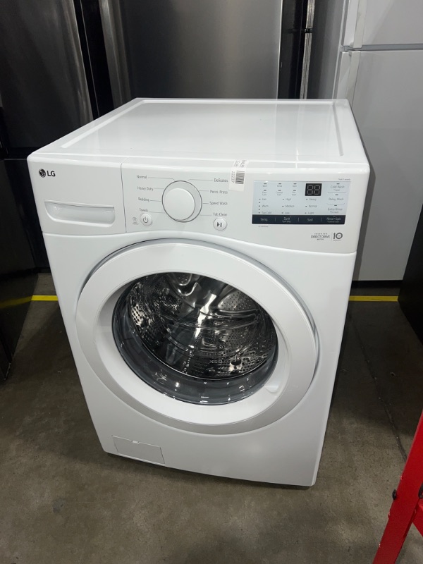 Photo 5 of LG 4.5 cu. ft. Ultra Large Front Load Washer
