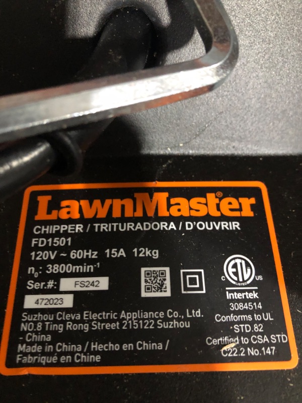 Photo 6 of **READ NOTES BELOW***LawnMaster FD1501 Electric Wood Chipper Shredder 15-Amp 10:1 Reduction
