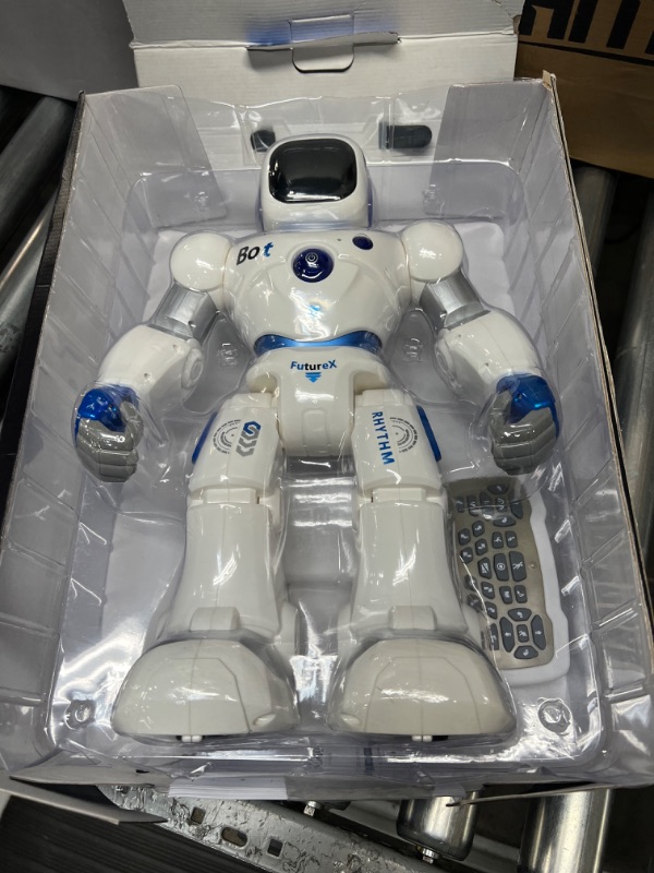 Photo 2 of ***MISSING USB CHARGINFG CABLE***
Ruko 1088 Smart Robots for Kids, Large Programmable Interactive RC Robot with Voice Control, APP Control