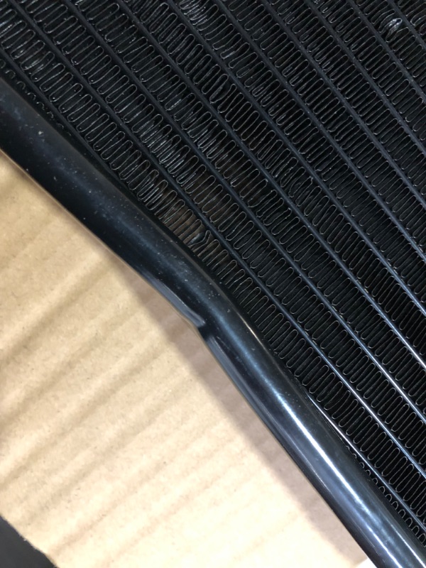 Photo 7 of ***NOT FUNCTIONAL - FOR PARTS ONLY - NONREFUNDABLE - SEE COMMENTS***
Dorman 918-233 Automatic Transmission Oil Cooler OEM #?19086; 20009; SKTOC070; 52028915AE; 52028915AF
