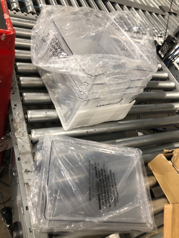 Photo 1 of 4 pack clear bins 