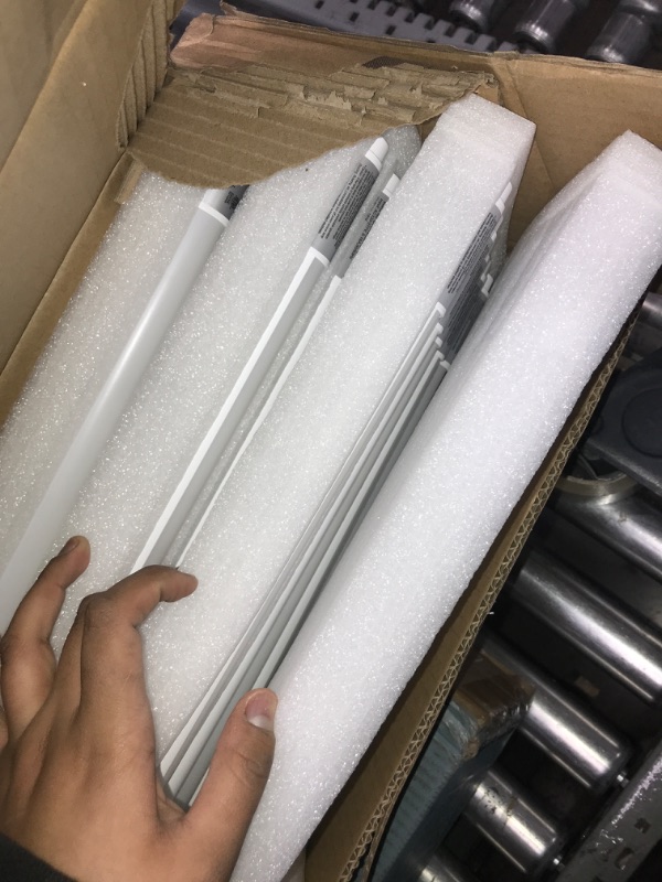 Photo 2 of 20 Pack 5CCT 4FT LED T8 Ballast Bypass Type B Light Tube, 18W, 3000K/3500K/4000K/5000K /6500K Selectable, Single or Double End Powered, 2300lm, Frosted Cover, T8 T10 T12 Tube Light, 120-277V, UL, FCC 3000k/35000k/4000k/5000k/6500k Selectable