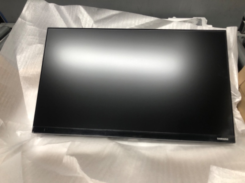 Photo 3 of SAMSUNG T350 Series 22-Inch FHD 1080p Computer Monitor, 75Hz, IPS Panel, HDMI, VGA (D-Sub), 3-Sided Border-Less, FreeSync (LF22T350FHNXZA)