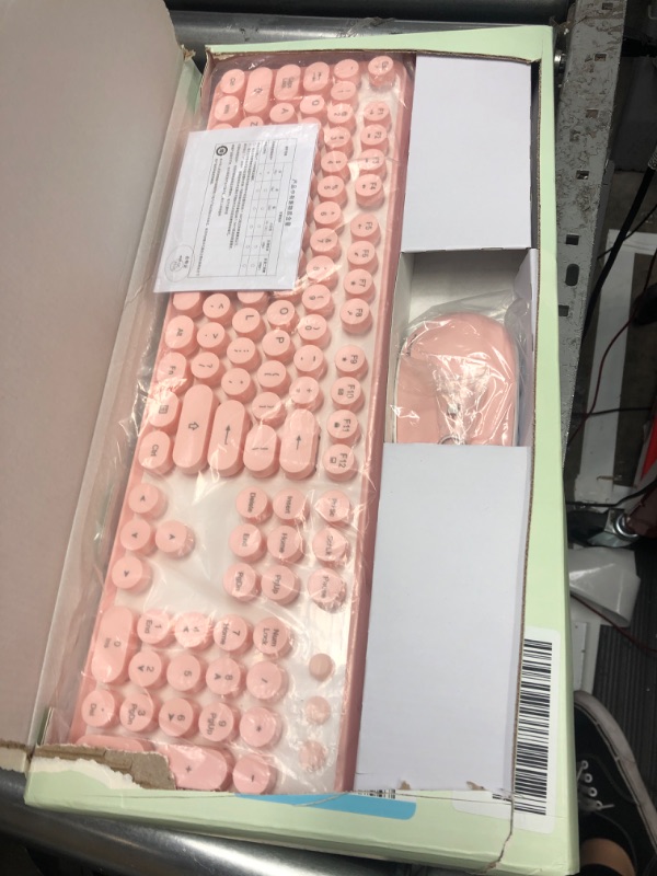 Photo 1 of SADES V2020 Wireless Keyboard Pink