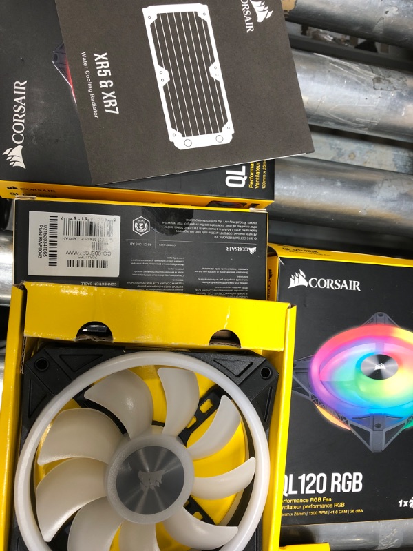 Photo 7 of Corsair Hydro X Series iCUE XH305i RGB PRO Custom Cooling Kit (Hardline CPU Cooling Loop, CPU Water Block, D5 Pump/Reservoir Combo, Radiator, 3x RGB Fans, iCUE Software Control) Black Xylem D5 Pump, QL120 RGB Fans Black