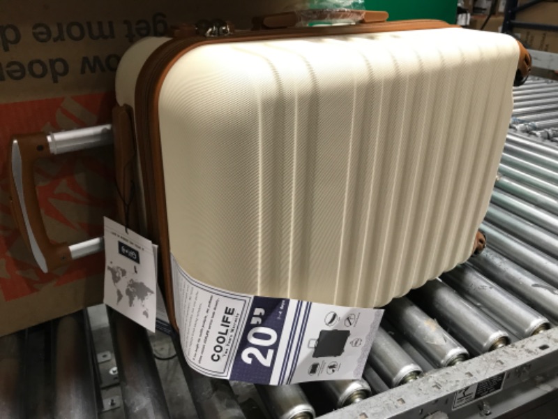 Photo 3 of *NEW* Coolife Luggage Set 3 Piece Luggage Set Carry On Suitcase Hardside Luggage with TSA Lock Spinner Wheels(White, 3 piece set (DB/TB/20)) White 3 piece set (DB/TB/20)