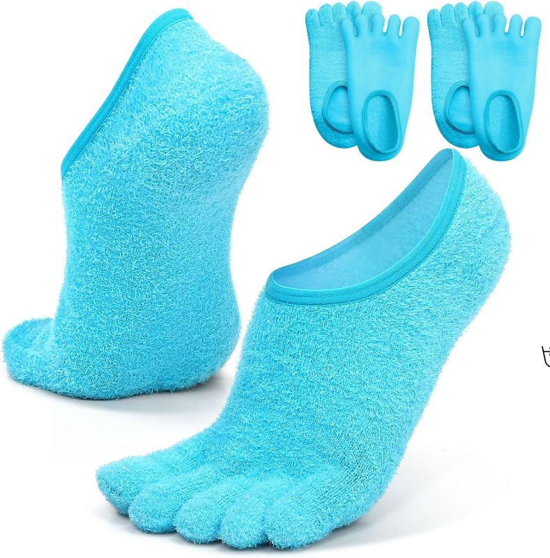 Photo 1 of 2 Pairs Aloe Socks Gel Moisturizing Socks Infused Socks 5 Toe Foot Hydrating Spa Socks Soft Lotion Socks for Women Overnight Reusable Fuzzy Socks for Dry Cracked Feet Women(Blue, Blue)
