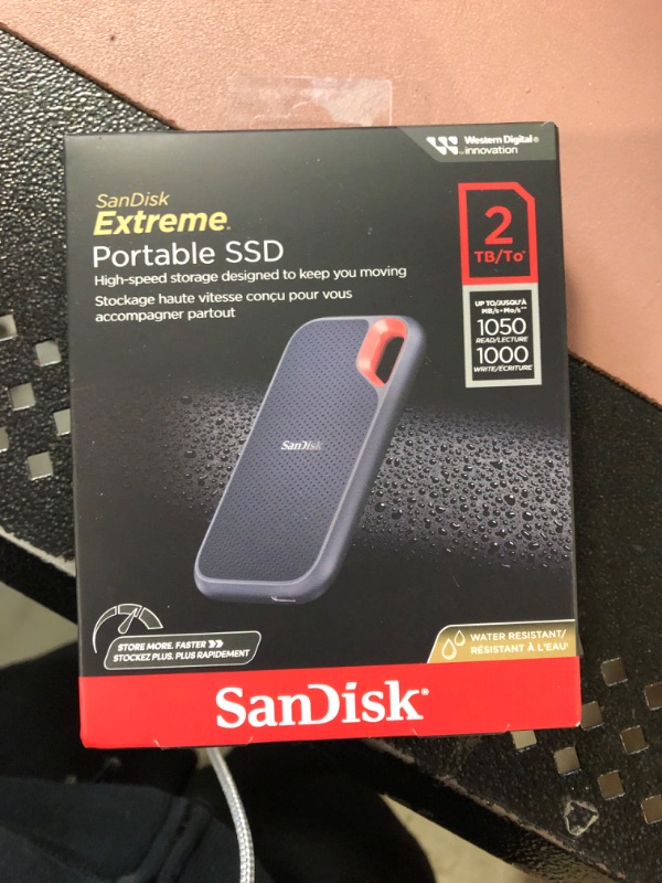 Photo 2 of SanDisk 2TB Extreme Portable SSD - Up to 1050MB/s - USB-C, USB 3.2 Gen 2 - External Solid State Drive - SDSSDE61-2T00-G25 2TB SSD