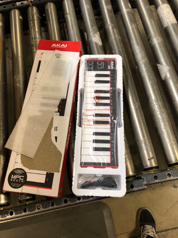 Photo 2 of AKAI Professional LPK25 - USB MIDI Keyboard Controller with 25 Responsive Synth Keys for Mac and PC, Arpeggiator and Music Production Software New Model