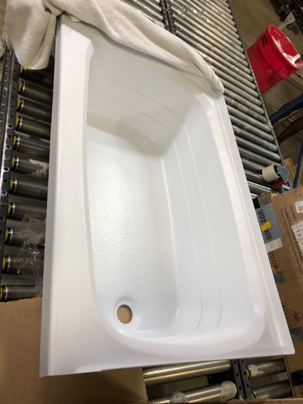 Photo 2 of Lippert 209673 Better Bath RV Left Hand Tub 24" x 40" White