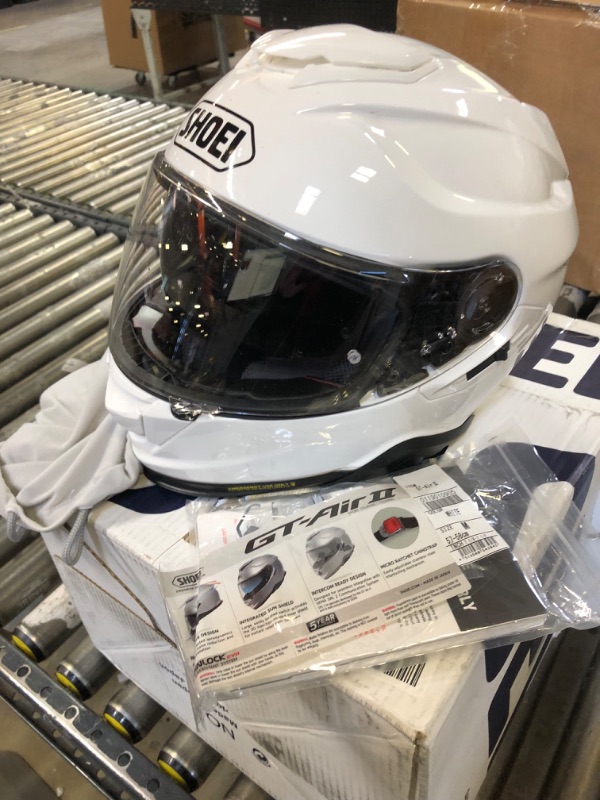 Photo 2 of Shoei GT-Air II Helmet (Medium) (White) Medium White