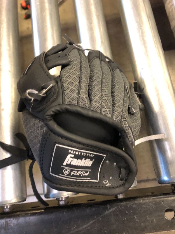 Photo 1 of FRANKIN BASEBALL GLOVE RIGHT HAND 