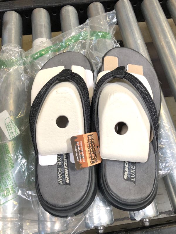 Photo 1 of SKECHERS THONG SANDALS FOR MEN SIZE 11
