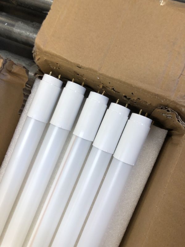 Photo 2 of 20 Pack 3CCT 4FT LED T8 Hybrid Type A+B Light Tube, 18W, 4000K/5000K/6500K Selectable, Plug & Play or Ballast Bypass, Single or Double End Powered, 2300lm, Frosted Cover, T8 T10 T12, 120-277V, UL, FCC