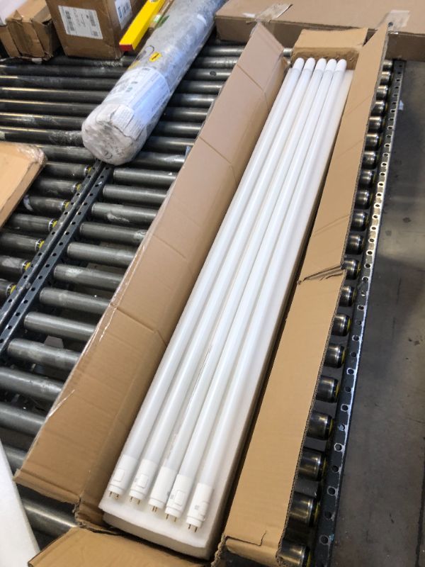 Photo 4 of 20 Pack 3CCT 4FT LED T8 Hybrid Type A+B Light Tube, 18W, 4000K/5000K/6500K Selectable, Plug & Play or Ballast Bypass, Single or Double End Powered, 2300lm, Frosted Cover, T8 T10 T12, 120-277V, UL, FCC