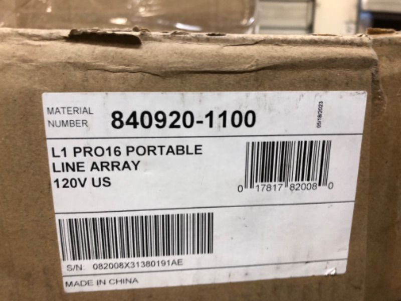 Photo 3 of **BLUETOOTH DOES NOT WORK, CAN BE CONNECTED BY AUX** Bose L1 Pro16 - Portable PA System, Portable Line Array Speaker with Integrated Bluetooth, built-in mixer, and wireless App control