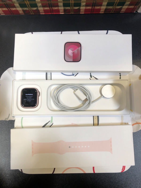 Photo 1 of ++DAMAGED BOX, ITEM IS IN GOOD CONDITION++  Apple Watch Series 9 [GPS 41mm] Smartwatch with Pink Aluminum Case with Pink Sport Band S/M. Fitness Tracker, Blood Oxygen & ECG Apps, Always-On Retina Display Pink Aluminum Case with Light Pink Sport Band 41mm 